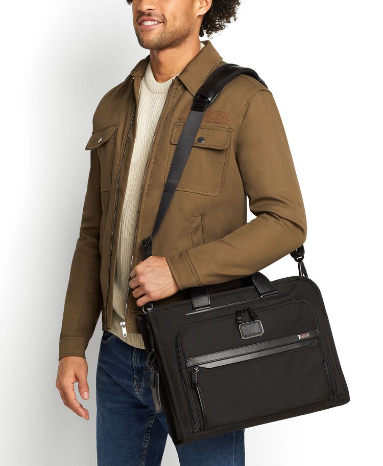 ALPHA Slim Deluxe Portfolio  hi-res | TUMI