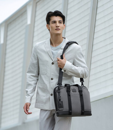 ALPHA BRAVO ACADEMY BRIEF  lifestyle | TUMI