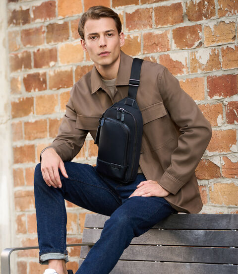 HARRISON Gregory Sling  lifestyle | TUMI