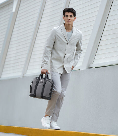 ALPHA BRAVO ACADEMY BRIEF  lifestyle | TUMI