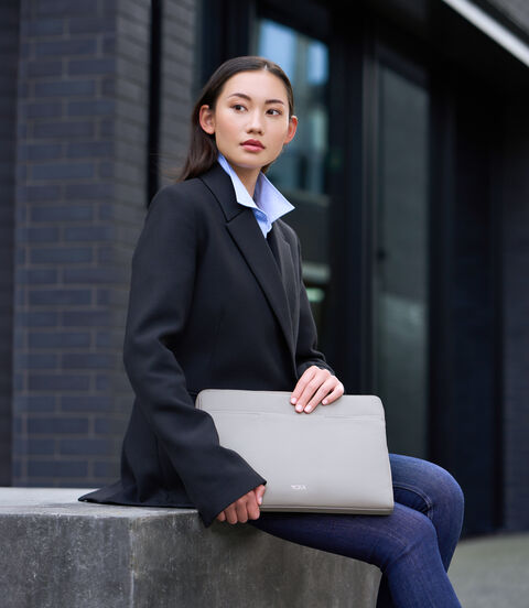 Tumi GEORGICA MILINIA LAPTOP SLEEVE  lifestyle | TUMI