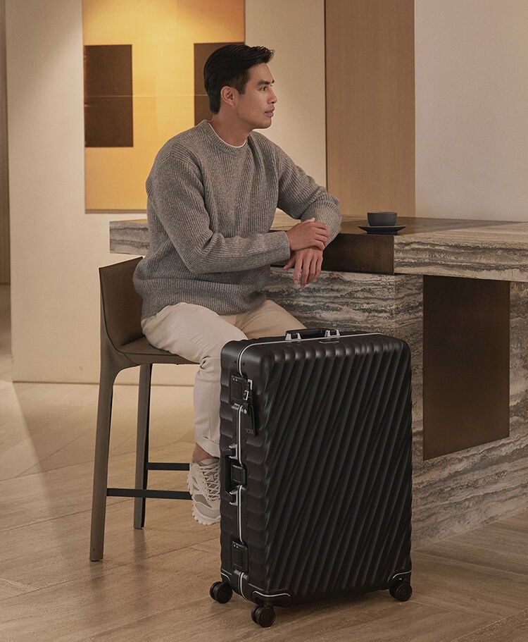 19 DEGREE FRAME Extended Trip 4 Wheeled Packing Case  hi-res | TUMI