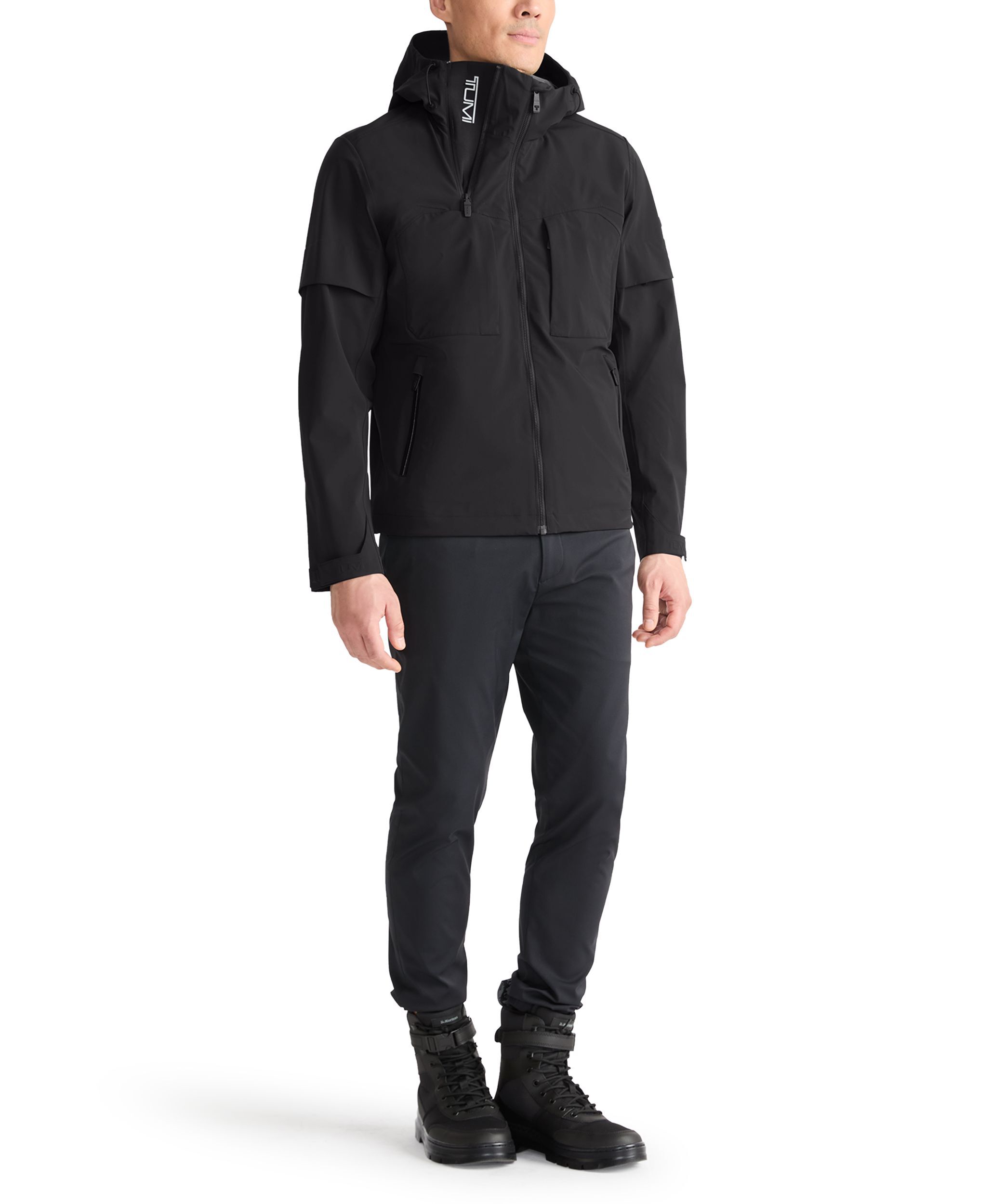 TUMI アウター　【moon's shop】 Hooded Shell Jacket M in Black | Outerwear Mens | TUMI Malaysia