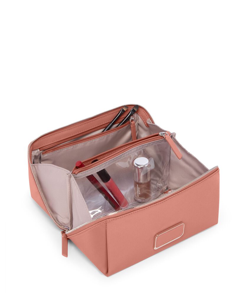 DALLAS COSMETIC  hi-res | TUMI