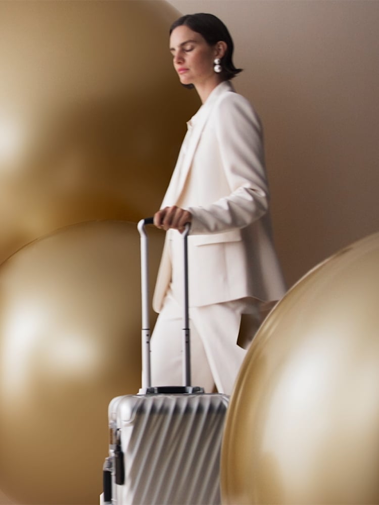 20251029_hol24-19degree-premium_mobile