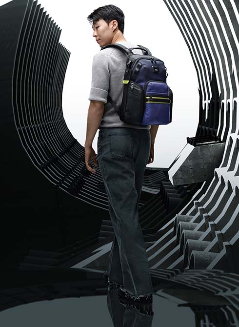 Buy tumi hotsell bags online